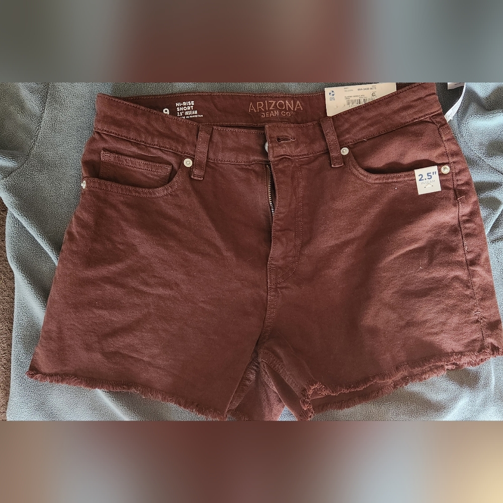 Classic Chocolate Brown Short Hi - Rise size 9